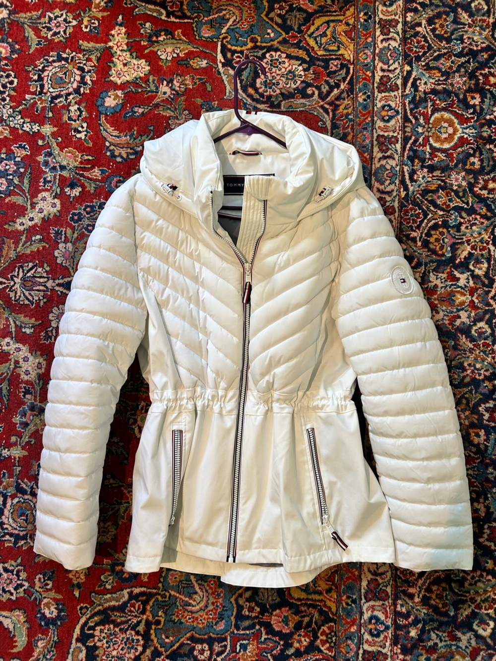 White puffer coat Tommy Hilfiger